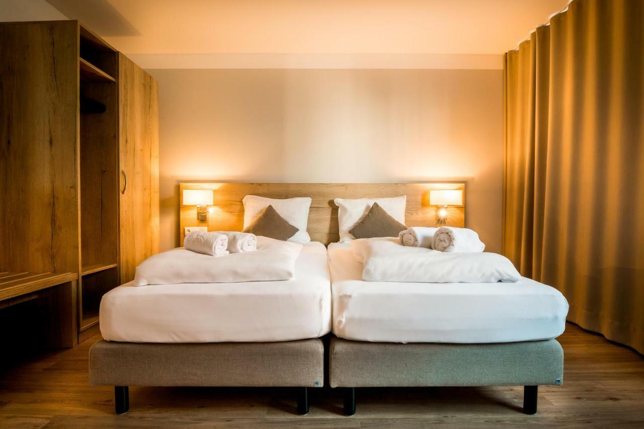 Hotel Am Kumpfmuehler Kastell Ratisbona Esterno foto